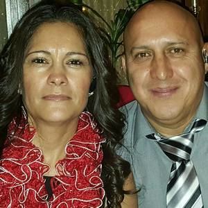 Meet your Posher, Carlos silvia